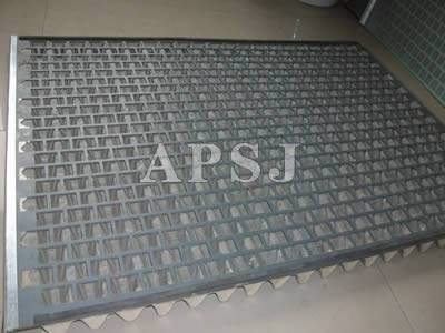 Corrugated Screen - 4