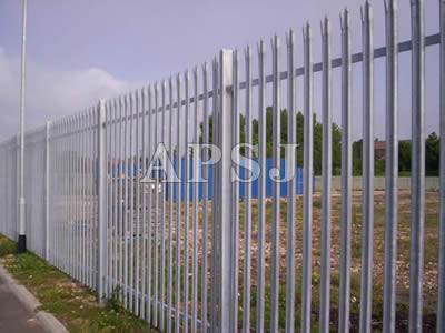 Palisade Fence - 8